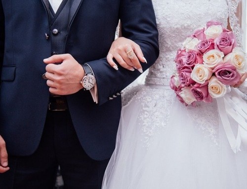 Maßgeschneidert für den schönsten Tag Ihres Lebens: So finden Sie Ihren Hochzeitsanzug in Freiburg